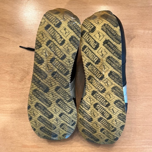 Vintage Puma runners with silver on black - Picture 4 of 5